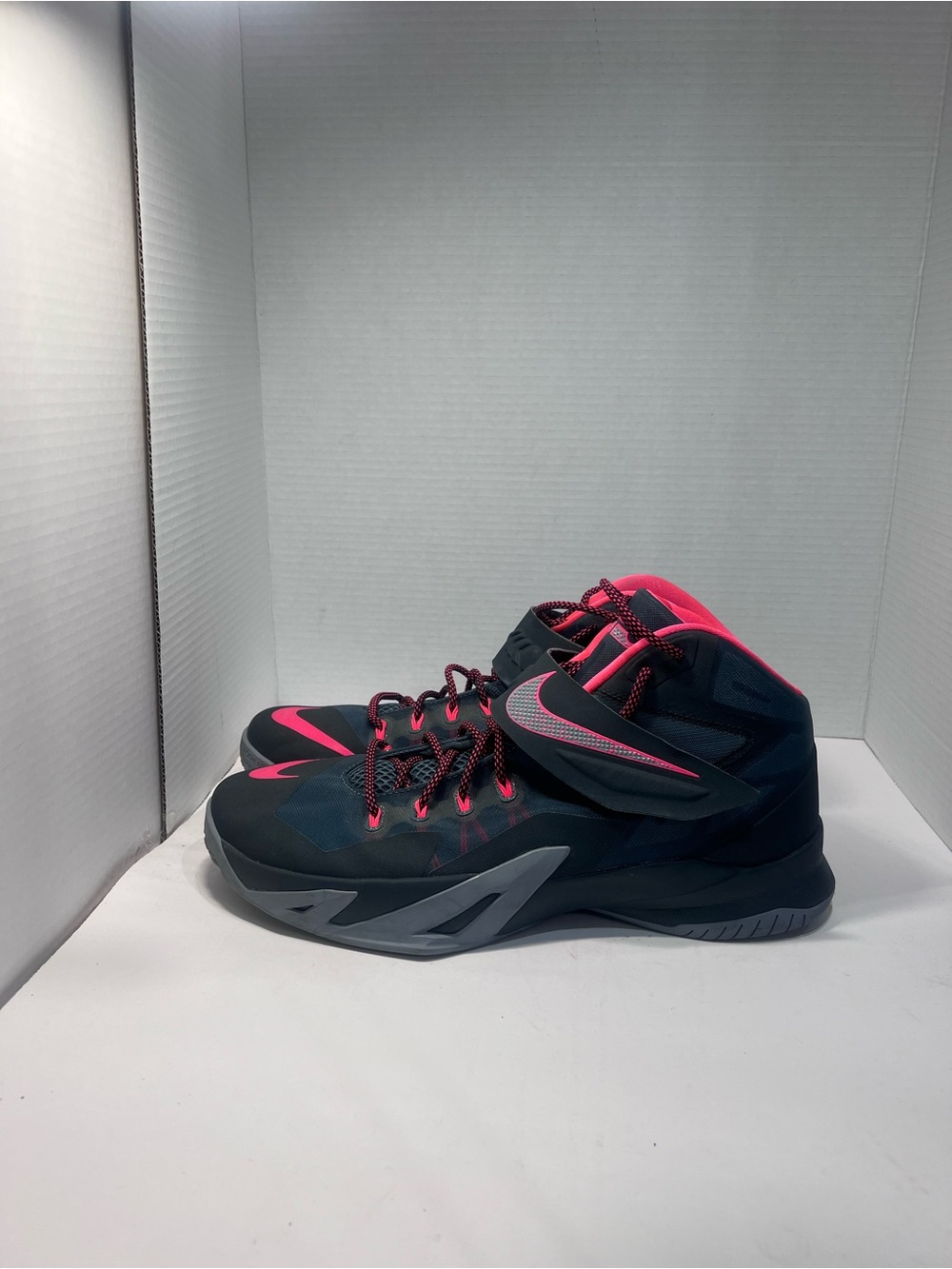 Nike Kids High-Top Sneakers in Dark Gray and Hot Pink